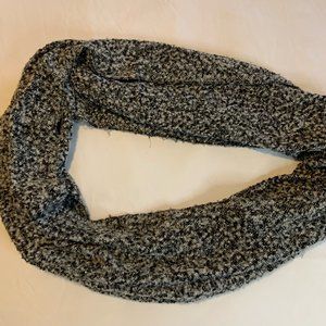 Black and White Anthropologie scarf